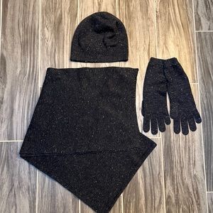 Chicos scarf hat gloves set